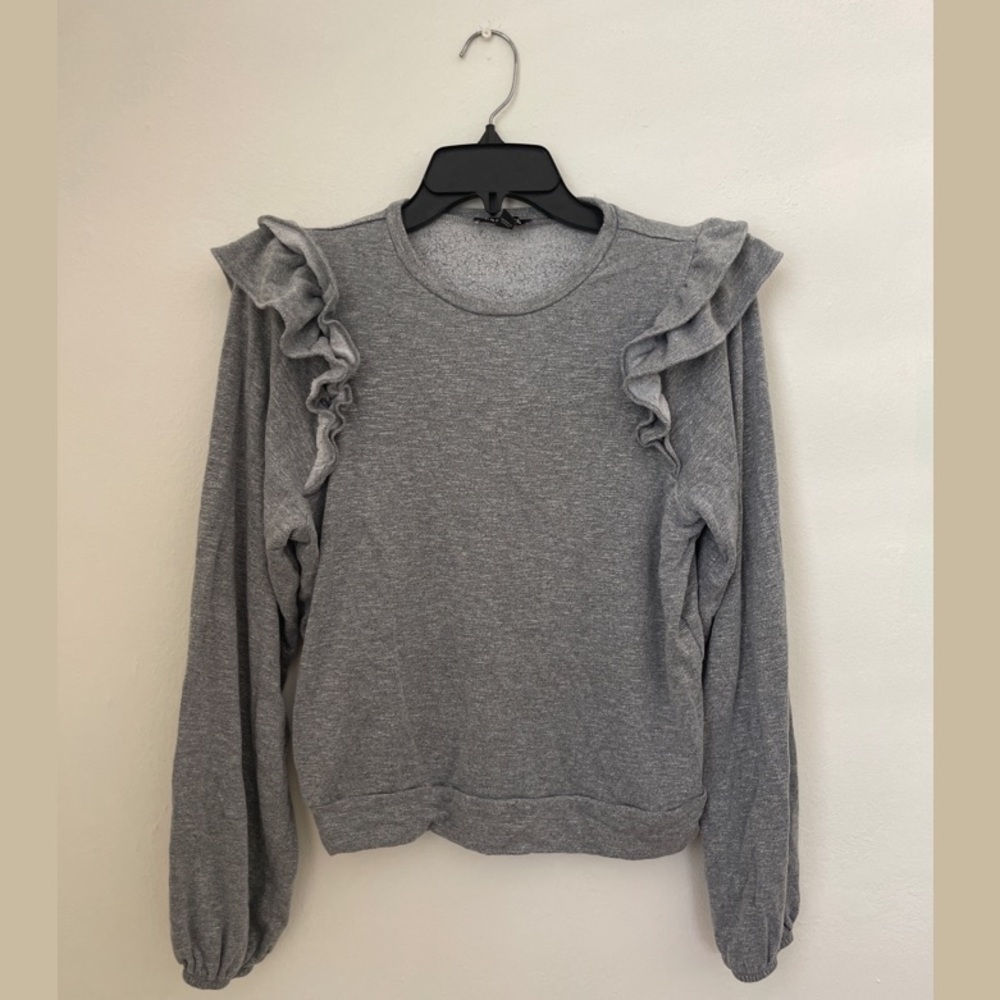 Sweater🤍